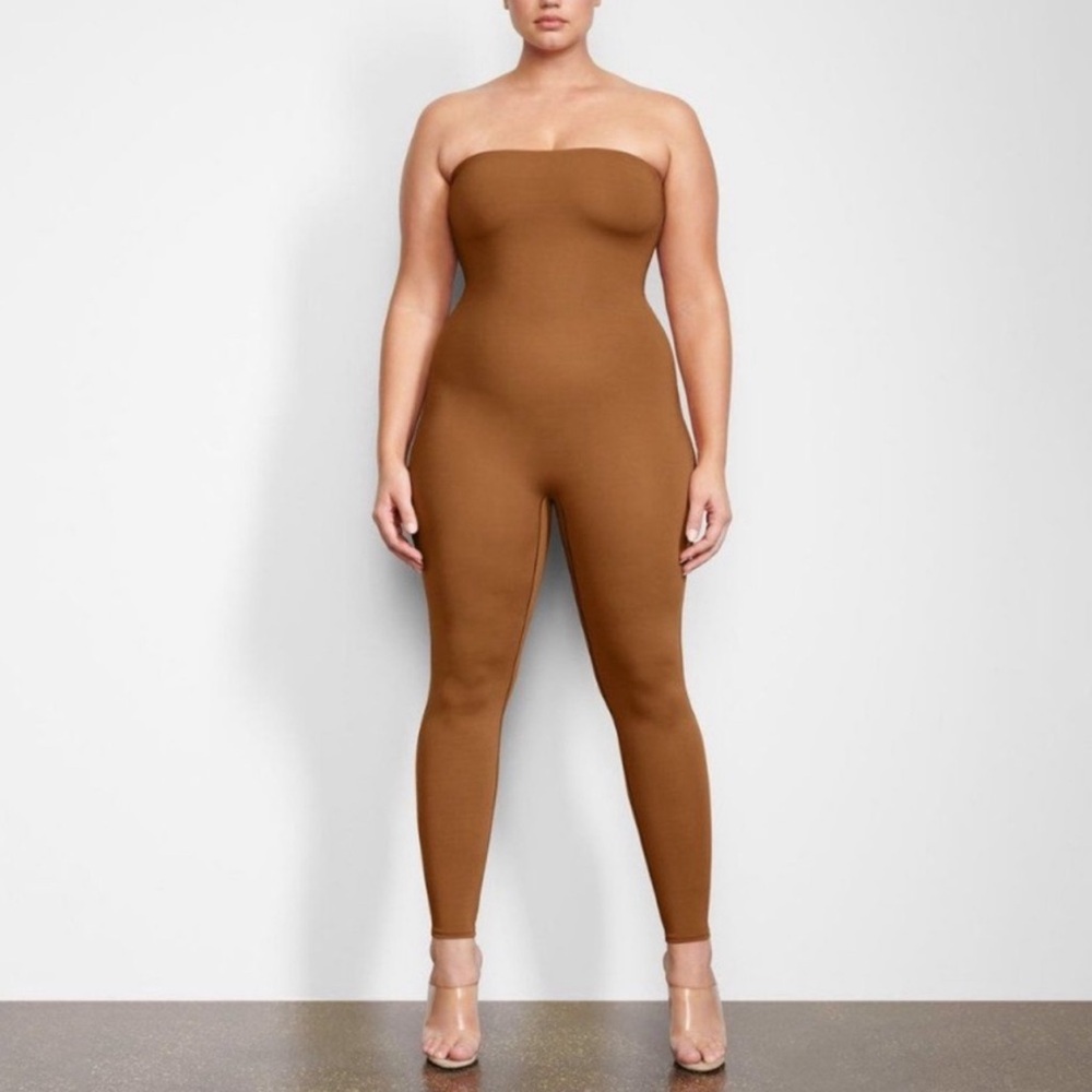 Skims All In One Strapless Jumpsuit Brown NWT size Small Shapewear